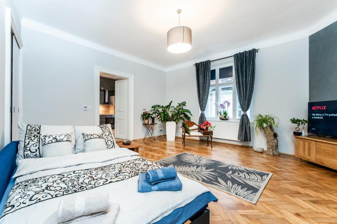 Alla Prague Apartment ภายนอก รูปภาพ